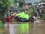 Banjir-Bandar-Lampung-Kapolres-3991462585